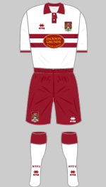 northampton town 2010-11 away strip